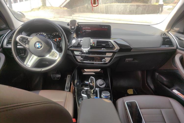 Used BMW X3 2018 xDrive25i M Sport Package China V Center Console