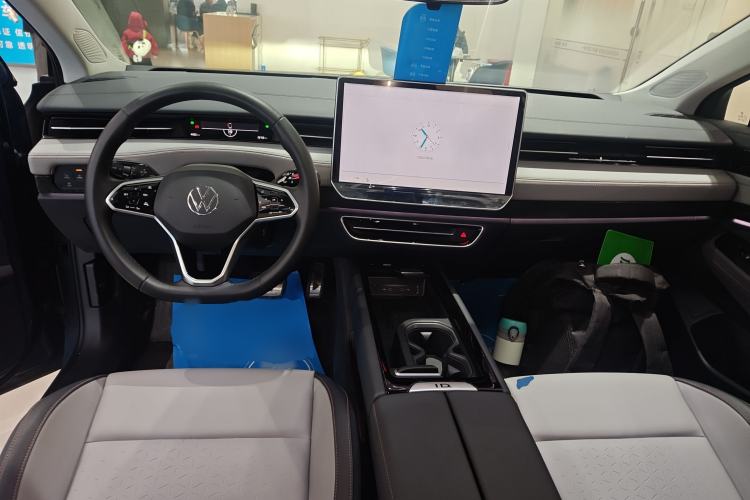 Used Volkswagen ID.7 VIZZION 2024 AIR model