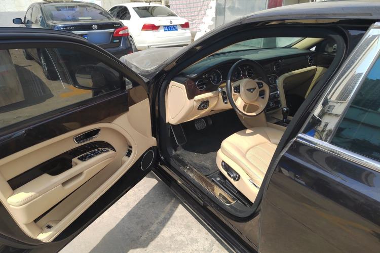 Used Bentley Mulsanne 2011 6.8T Luxury Edition Driver Seat