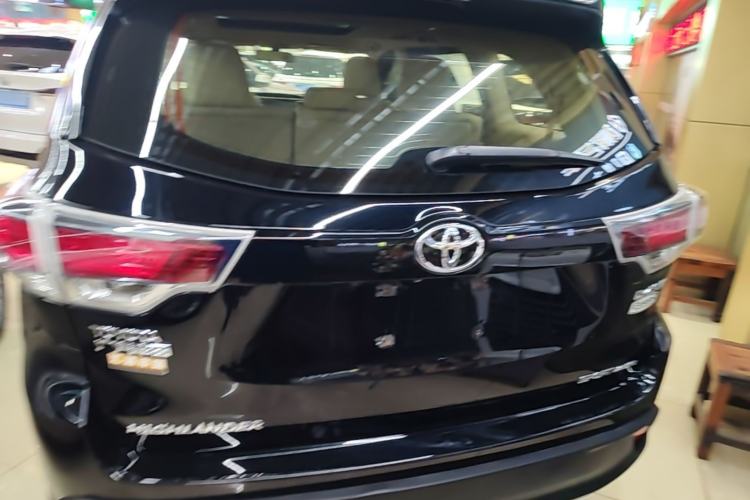 Used Toyota Highlander 2015 2.0T Four-Wheel Drive Luxury Edition 7-Seater Rear