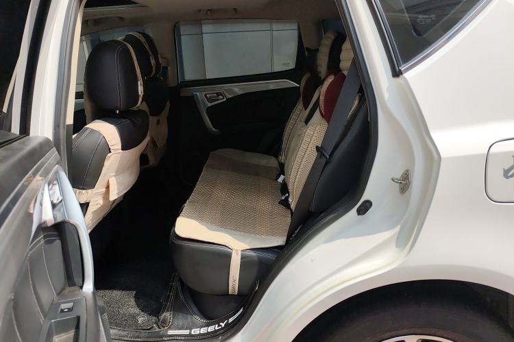 Used Geely Auto Vision X6 2016 1.8L Manual Luxury Model
