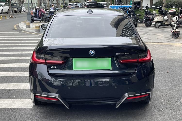 Used BMW i3 2024 eDrive 35 L
