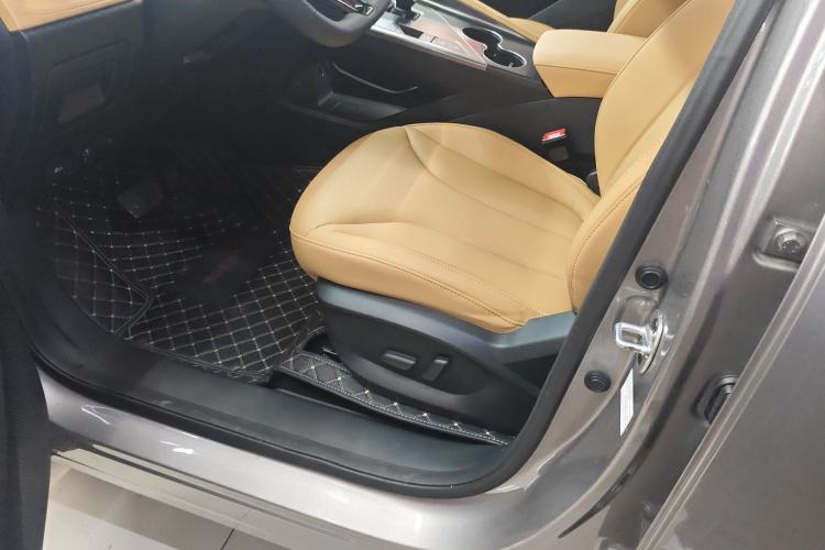 Used Roewe RX5 New Energy 2023 eRX5 Super Hybrid Premium Edition
