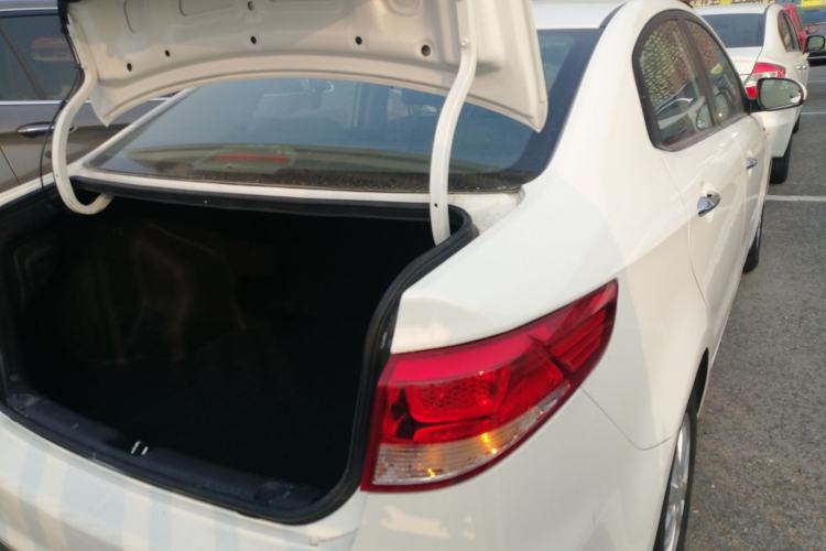 Used Kia K2 2015 Sedan 1.4L Automatic GLS