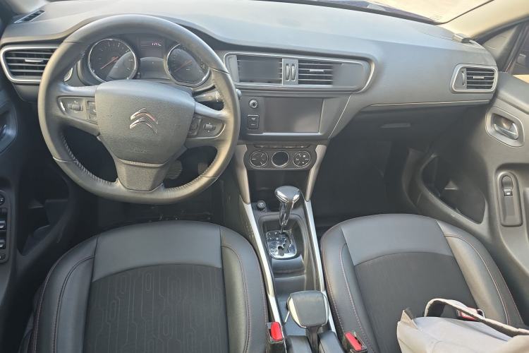 Used Citroen C3-XR 2015 1.6L Automatic Pioneer Model Center Console