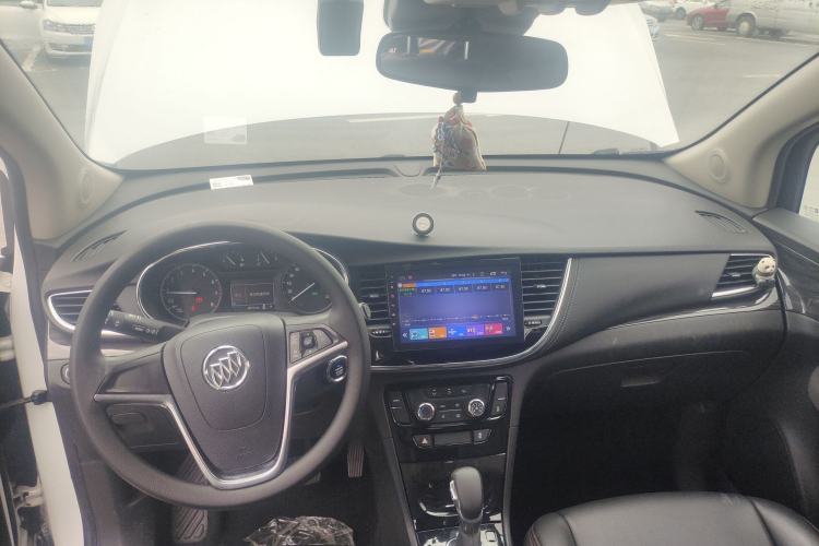 Used Buick Encore 2017 18T Automatic Two-Wheel Drive Urban Leading Model Center Console