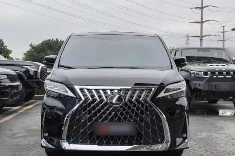 Used Lexus LM 2020 300h Seven-Seat Elegant Edition