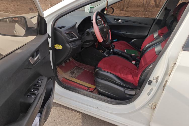 Used Hyundai Verna (new generation) 2016 1.4L Manual Cool Edition GLS
