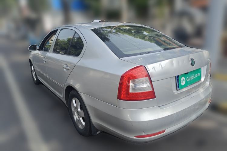 Used Skoda Octavia 2012 1.6L Automatic Yijun Edition Rear Left 45 Deg