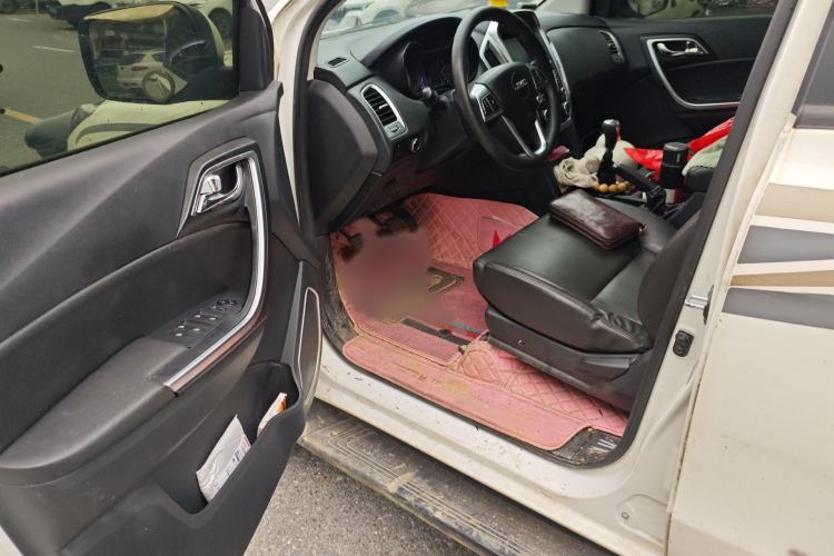 Used JMC Yuhu 5 2018 2.4T Classic Edition Diesel Manual 4x4 Luxury Shield Version with Extended Wheelbase