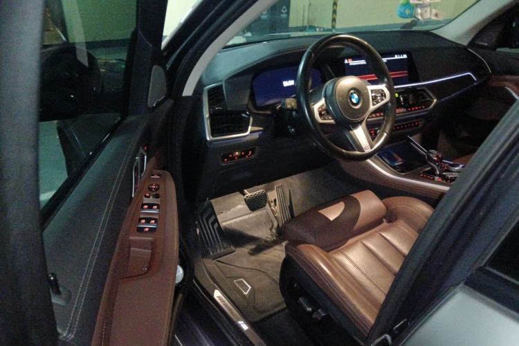 Used BMW X5 2022 xDrive40i M Sport Package
