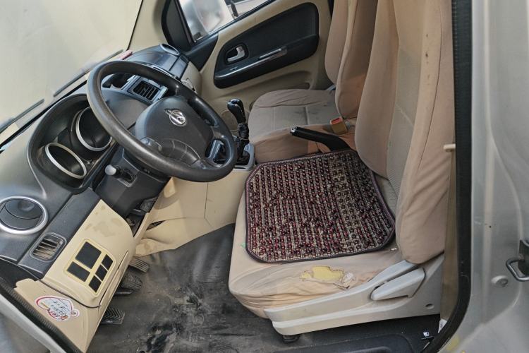 Used CHANGAN KAICHENG Ruixing M70 2017 1.5L Comfort Edition 6-Seater Liftback Door DAM15DL
