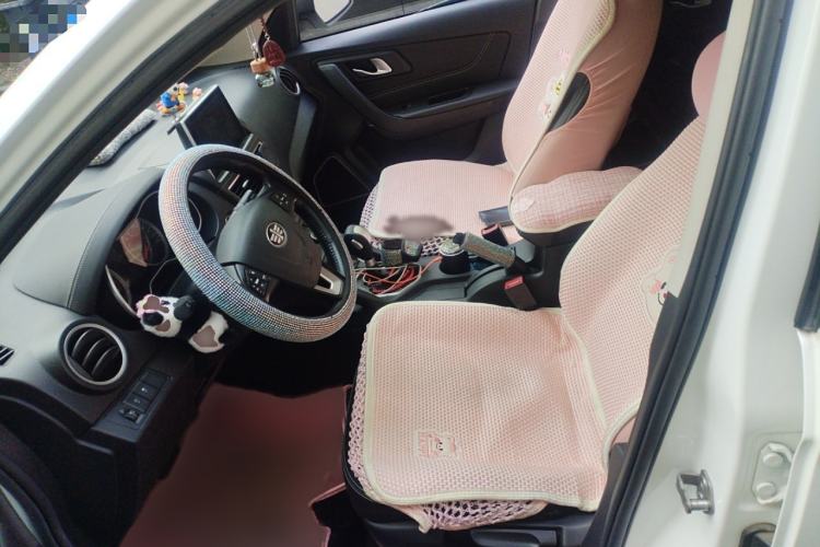 Used Bestune X40 2018 Internet Celebrity Edition 1.6L Automatic Luxury Version
