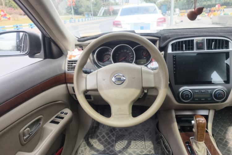 Used Nissan Sylphy 2009 1.6XL Automatic Luxury Sunroof Edition Steering Wheel