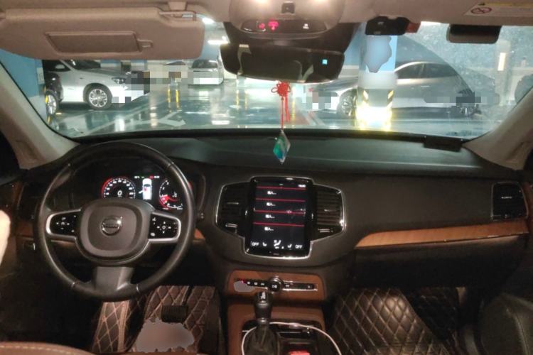 Used Volvo XC90 2020 Facelifted T6 Zhiyi Luxury 7-Seater Center Console
