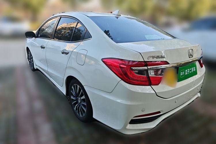 Used Honda Crider 2013 1.8L automatic luxury edition
