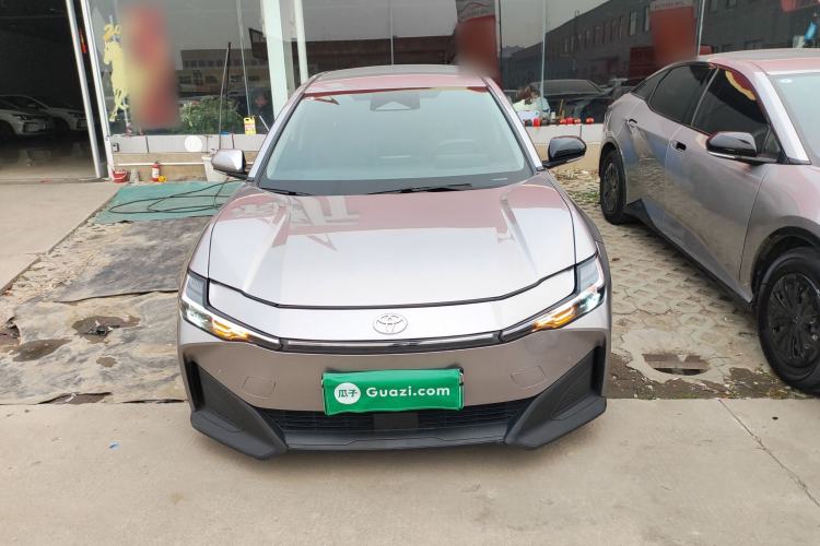 Used Toyota bZ3 2023 517 km Elite PRO Front