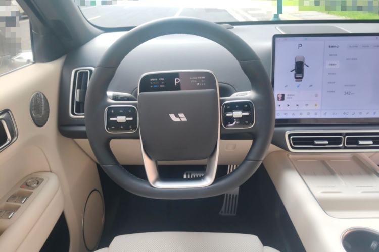 Used Li Auto L6 2024 Pro Model
