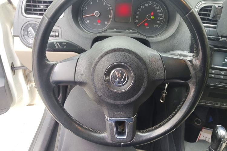 Used Volkswagen Polo 2011 1.4L Automatic ZhiCool Edition