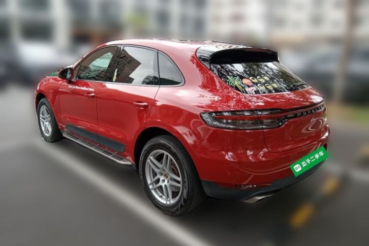 Used Porsche Macan 2018 Macan 2.0T Rear Left 45 Deg