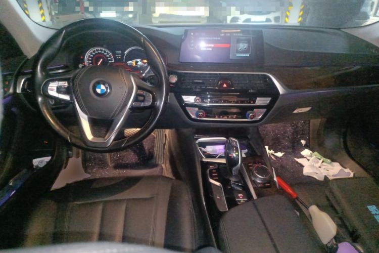 Used BMW 5 Series 2018 525Li Luxury Package Center Console