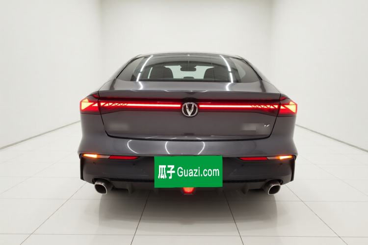 Used CHANGAN UNI-V iDD 2023 ZhiDian iDD 1.5T 113km Smart & Fun Version
