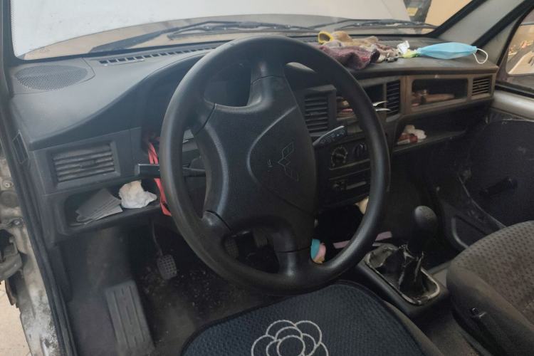 Used Wuling Zhiguang 2015 1.2L Practical LS-I Model