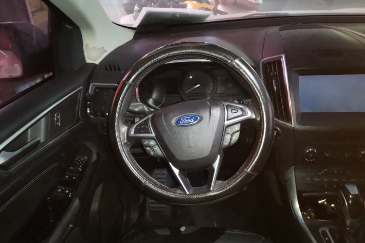 Used Ford Edge 2018 EcoBoost 245 Two-Wheel-Drive Titanium 7-Seater China V Standard