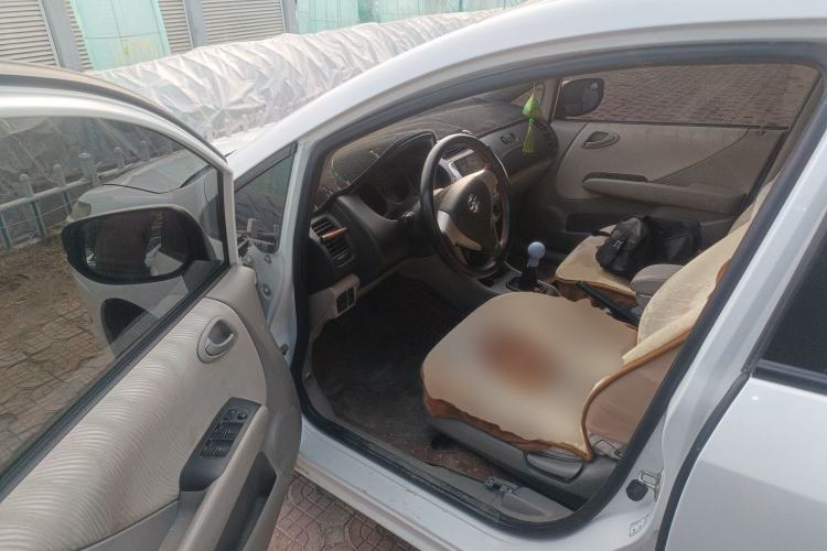 Used Everus S1 2014 1.3L Manual Comfort Edition