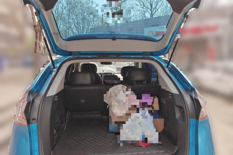 Used Luxgen U6 SUV 2015 1.8T Fashion Edition Trunk