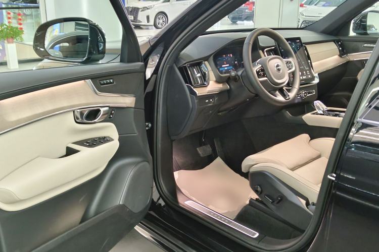 Used Volvo XC90 New Energy 2025 Facelifted T8 Smart Luxury 7-Seater