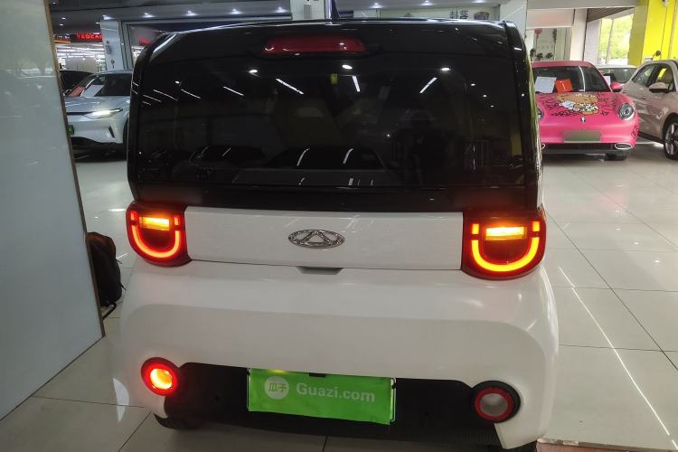 Used Chery QQ Ice Cream 2022 170km Sundae Phosphate Lithium-Ion Rear