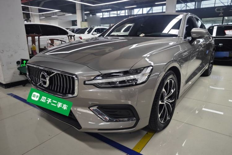 Used Volvo S60 2020 T4 Zhiyi Luxury Edition