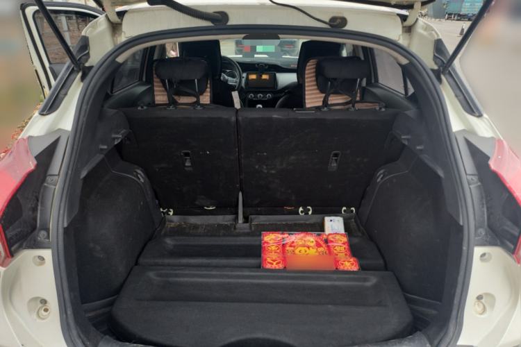 Used Nissan Kicks 2020 1.5L XE Manual Cool Edition