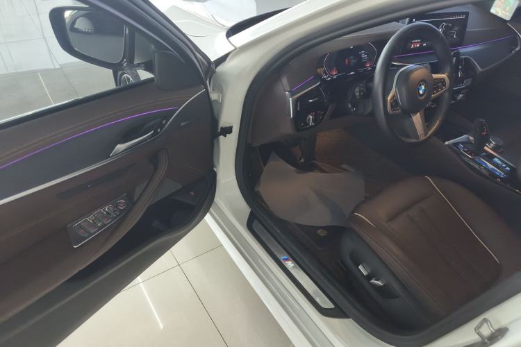 Used BMW 5 Series 2022 Restyled 530Li Leading Edition M Sport Package
