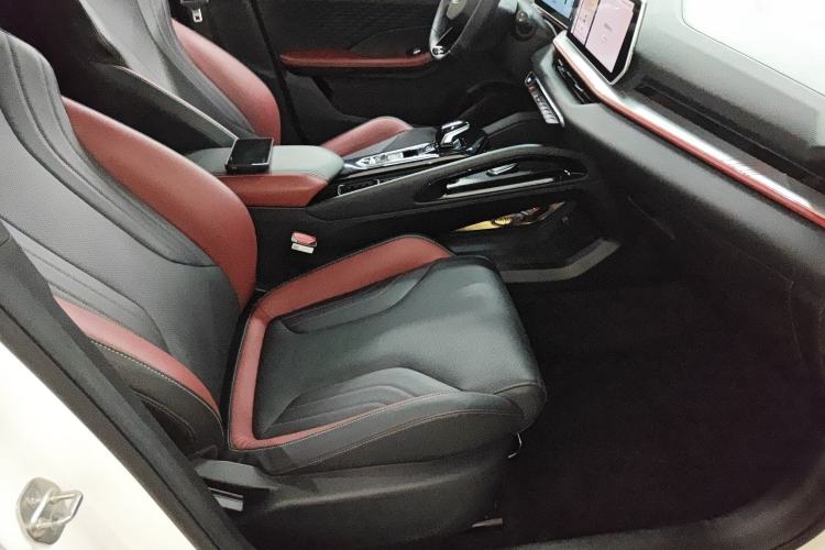 Used Geely Auto Coolray 2022 Bin Yue COOL 1.5TD DCT Ignite Edition