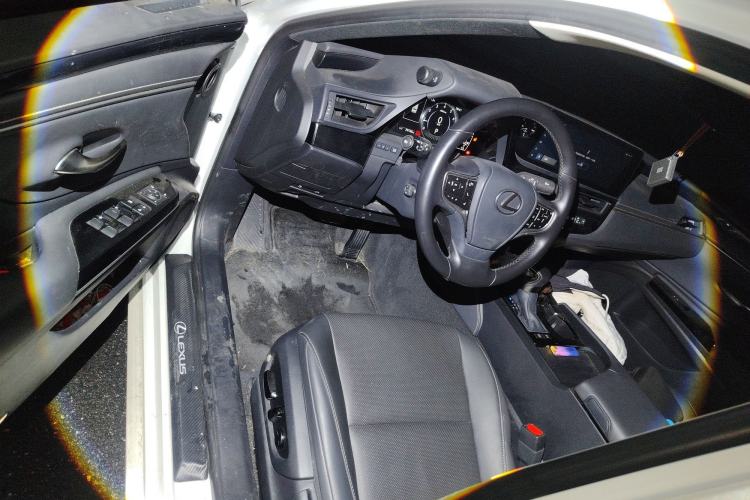 Used Lexus ES 2023 200 Excellence Edition
