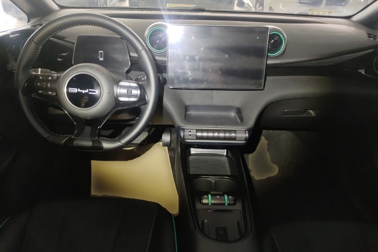 Used BYD Dolphin 2024 Honor Edition 420km Fashion Version
