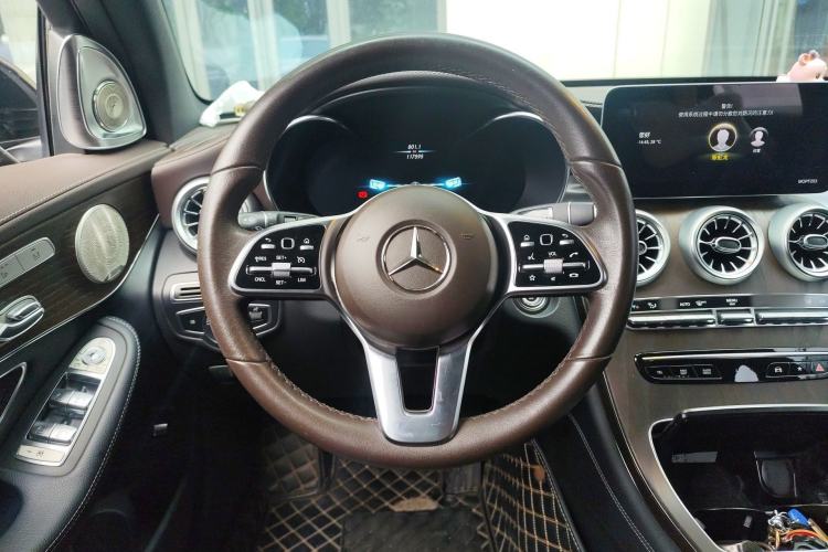 Used Mercedes-Benz GLC 2021 GLC 260 L 4MATIC Luxury Model Steering Wheel