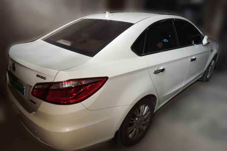 Used Changan Eado 2012 1.6L Manual Luxury Model China IV Standard
