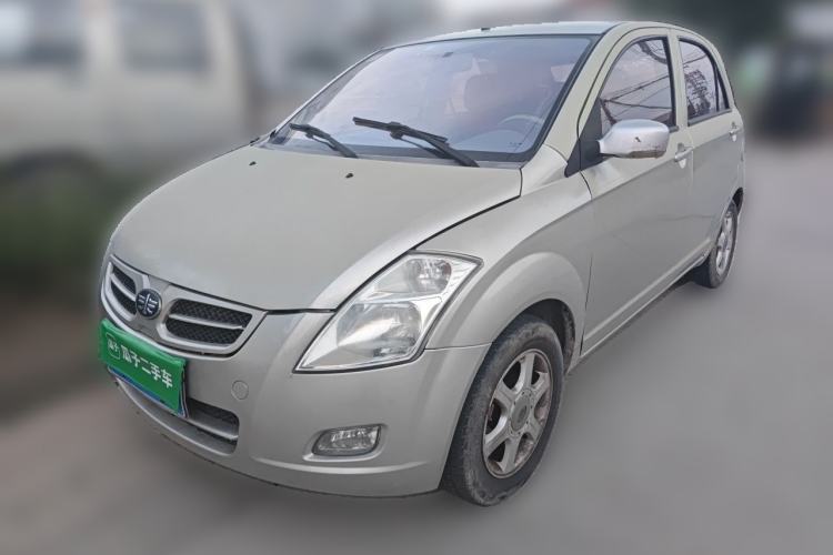 Used FAW Weizhi V2 2012 CROSS 1.3L Manual Luxury Model Guazi used car, China used car export, Used car for sale, Used cars, Cheapest cars for sale