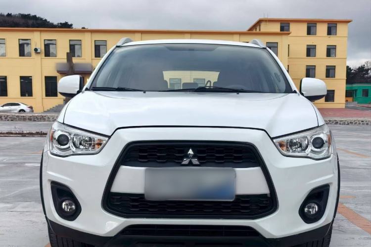 Used Mitsubishi ASX 2015 2.0L CVT Silk Road Commemorative Edition