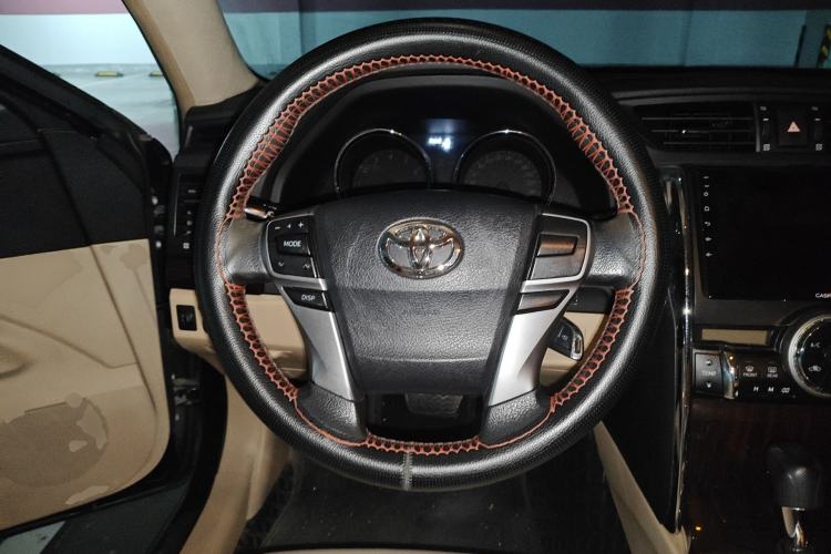 Used Toyota Reiz 2010 2.5S Fengdu Jinghua Edition Steering Wheel
