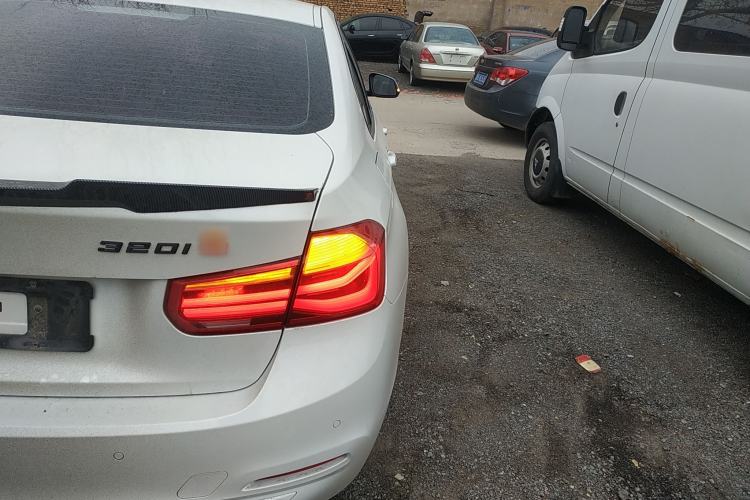 Used BMW 3 Series 2016 316i Fashion Model
