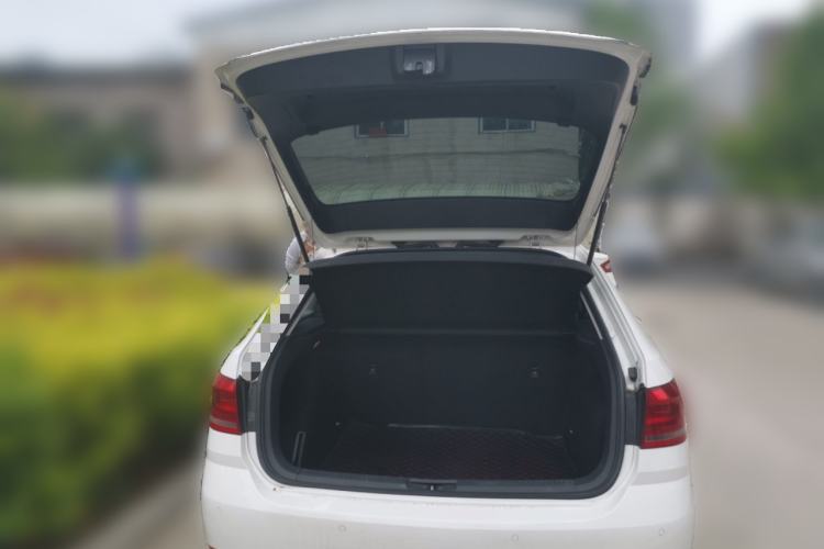 Used Volkswagen Gran Lavida 2017 180TSI DSG Comfort Edition Trunk