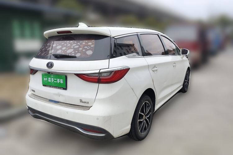 Used BYD Song MAX 2018 1.5T Automatic Smart Connect Luxury 6-Seater
