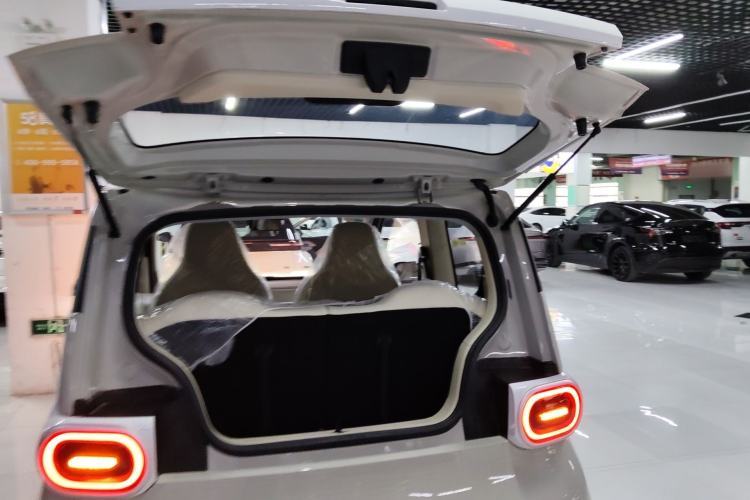 Used Wuling Hongguang MINIEV 2024 3rd Generation 215km Youth Edition Trunk