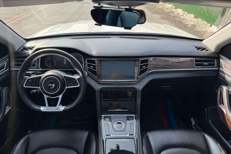 Used Zotye Domy X7 2017 2.0T DCT Ultimate Edition