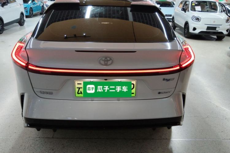 Used Toyota bZ5 2025 Model 550 PRO
