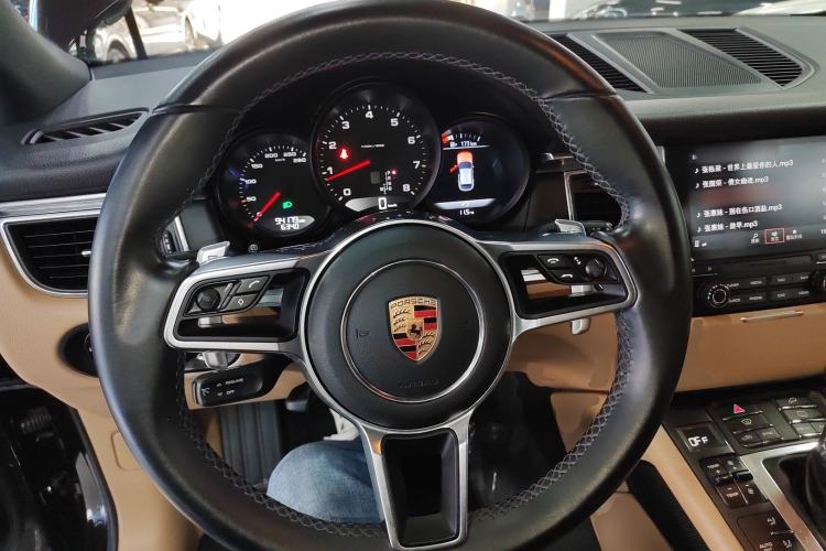 Used Porsche Macan 2017 Macan 2.0T
